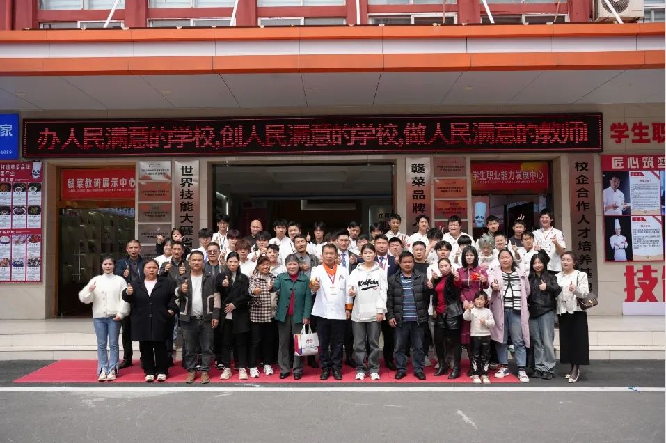 <a href=http://www.movno.net target=_blank class=infotextkey>|W(xu)У</a>