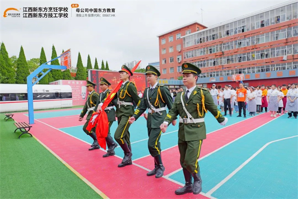 <a href=http://www.movno.net target=_blank class=infotextkey>|W(xu)У</a>.jpg