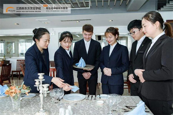<a href=http://www.movno.net target=_blank class=infotextkey>|W(xu)У</a>.jpg