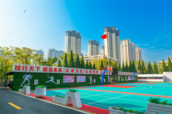 <a href=http://www.movno.net target=_blank class=infotextkey>|W(xu)У</a>.jpg
