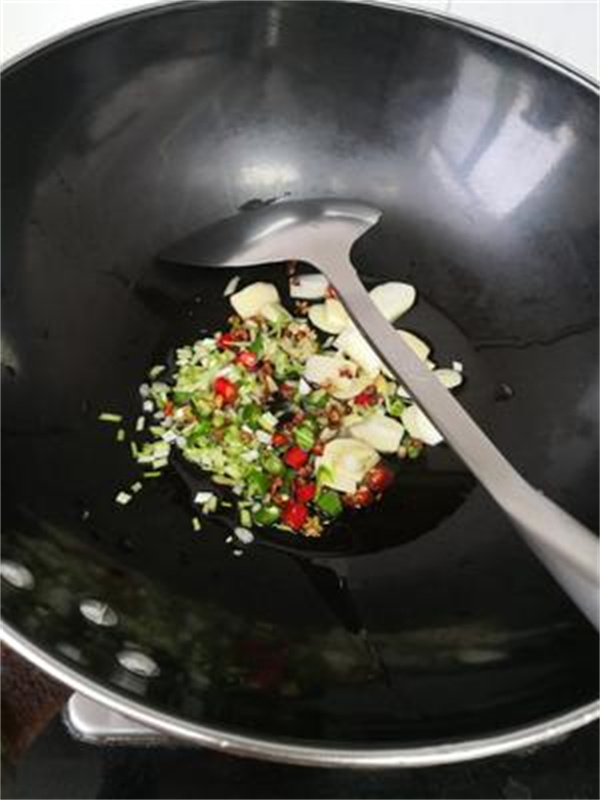 <a href=http://www.movno.net target=_blank class=infotextkey>|W(xu)У</a>.jpg