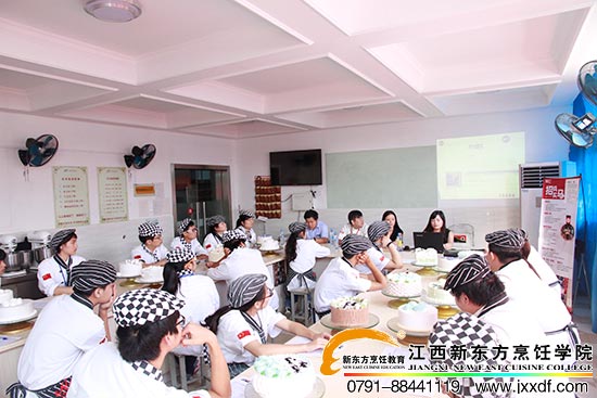 <a href=http://www.movno.net target=_blank class=infotextkey>|W(xu)У</a>.jpg