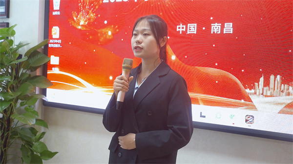 <a href=http://www.movno.net target=_blank class=infotextkey>|W(xu)У</a>.jpg