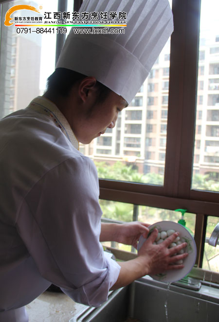 <a href=http://www.movno.net target=_blank class=infotextkey>|W(xu)Ժ</a>Nϴԭ1.jpg