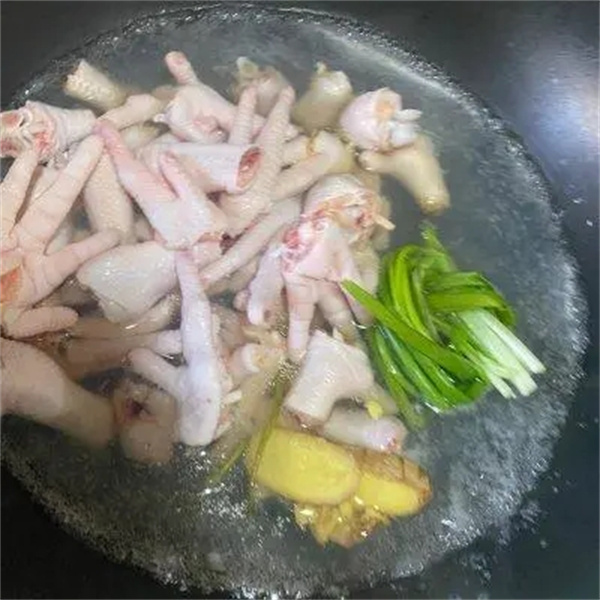 <a href=http://www.movno.net target=_blank class=infotextkey>|W(xu)У</a>.jpg