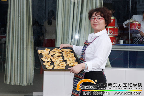 <a href=http://www.movno.net target=_blank class=infotextkey>|W(xu)У</a>.jpg