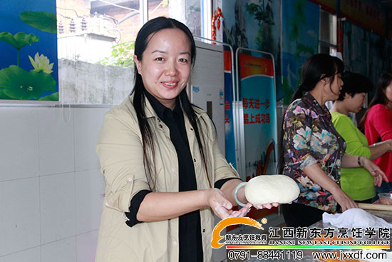 <a href=http://www.movno.net target=_blank class=infotextkey>|W(xu)У</a>.jpg