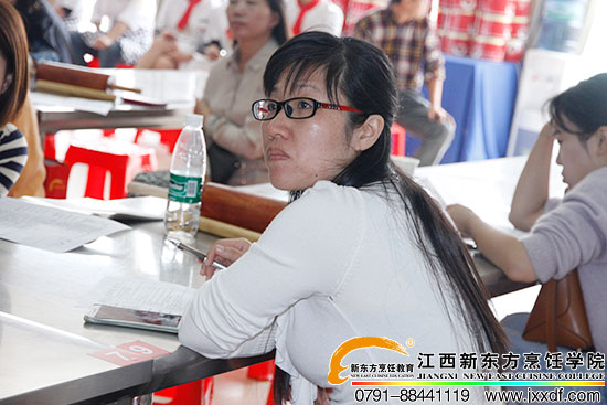 <a href=http://www.movno.net target=_blank class=infotextkey>|W(xu)У</a>.jpg