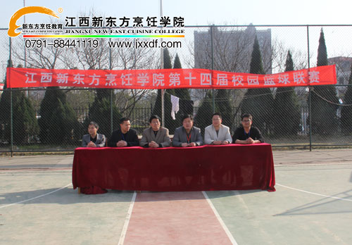 <a href=http://www.movno.net target=_blank class=infotextkey>|W(xu)Ժ</a>ʮČУ@@(lin)ِ_Ļ~~.jpg