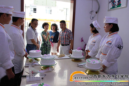 <a href=http://www.movno.net target=_blank class=infotextkey>|W(xu)У</a>.jpg