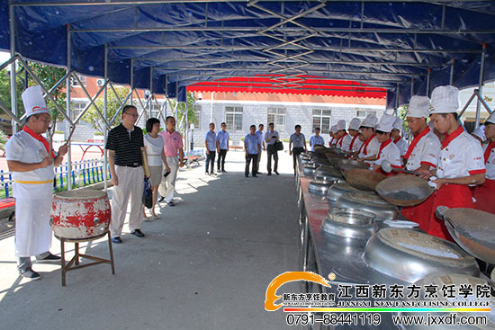 <a href=http://www.movno.net target=_blank class=infotextkey>|W(xu)У</a>.jpg