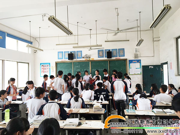 <a href=http://www.movno.net target=_blank class=infotextkey>|W(xu)У</a>.jpg