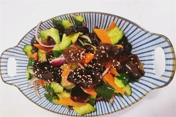 <a href=http://www.movno.net target=_blank class=infotextkey>|W(xu)У</a>.jpg