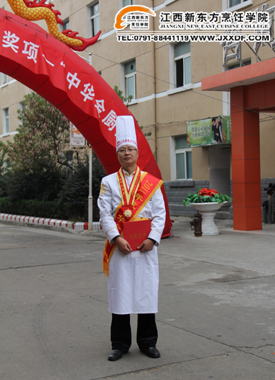 <a href=http://www.movno.net target=_blank class=infotextkey>|W(xu)Ժ</a>s@2011ИI(y)^ߪ——“AN”~.jpg