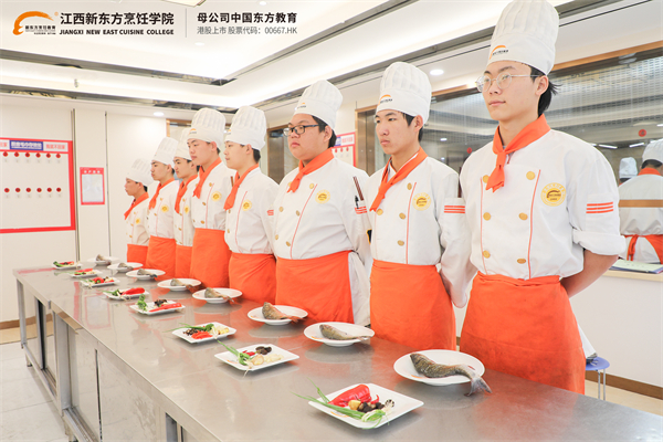 <a href=http://www.movno.net target=_blank class=infotextkey>|W(xu)У</a>.jpg