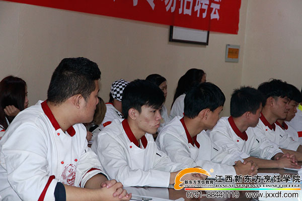 <a href=http://www.movno.net _fcksavedurl=http://www.movno.net target=_blank class=infotextkey><a href=http://www.movno.net target=_blank class=infotextkey>|W(xu)У</a></a>.jpg