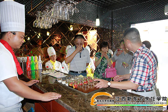 <a href=http://www.movno.net target=_blank class=infotextkey>|W(xu)У</a>.jpg