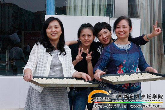 <a href=http://www.movno.net target=_blank class=infotextkey>|W(xu)У</a>.jpg