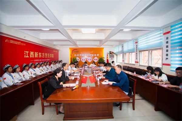 <a href=http://www.movno.net target=_blank class=infotextkey>|W(xu)У</a>.jpg