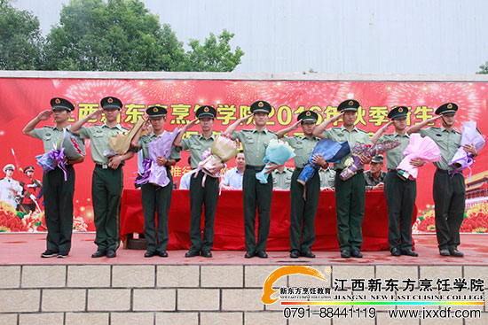 <a href=http://www.movno.net target=_blank class=infotextkey>|W(xu)У</a>.jpg