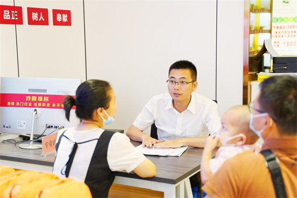 <a href=http://www.movno.net target=_blank class=infotextkey>|W(xu)Ժ</a>I(y).jpg